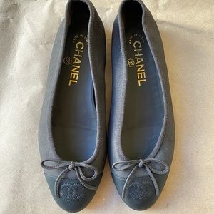 100% authentic Chanel Cap Ballerina Flats 36,5